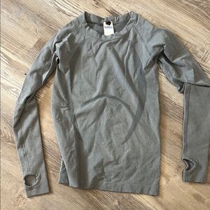 P'tula Gray Long Sleeve Tee